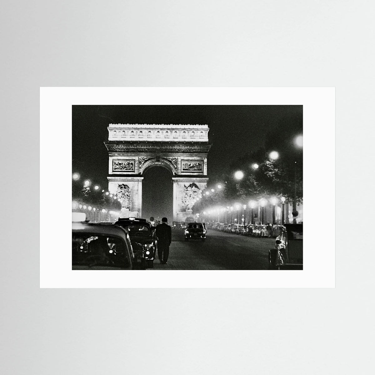 L'Arc la Nuit